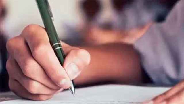Contingency plans set for Scholarship and A/L exams as wet weather persists
