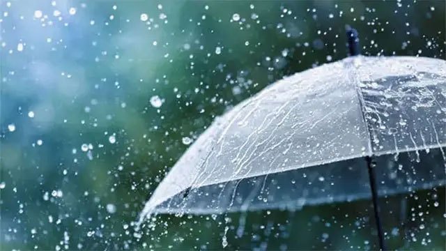 Several spells of showers forecast for three provinces and four districts