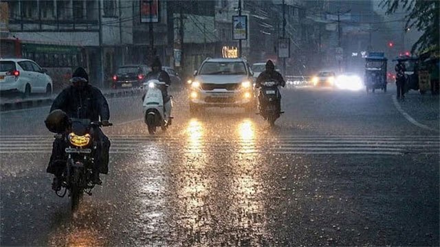 Showers forecast for Western and Sabaragamuwa provinces on Monday