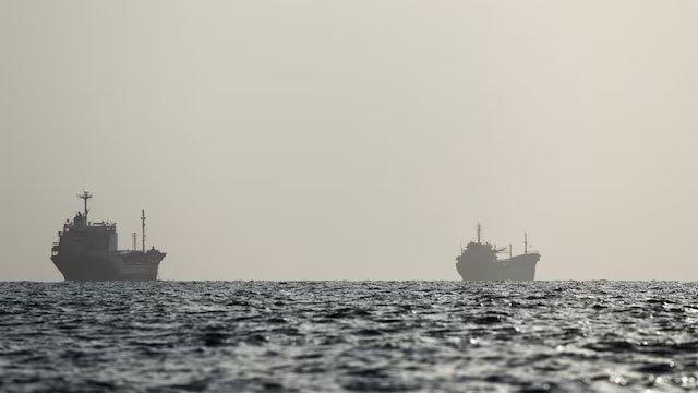 Oil climbs above 3% through Monday after US strikes Iranian launchers on Larak Island