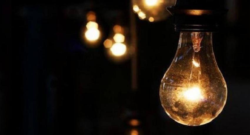 PUCSL clears one-hour evening power cuts for three days as Lakvijaya stays offline