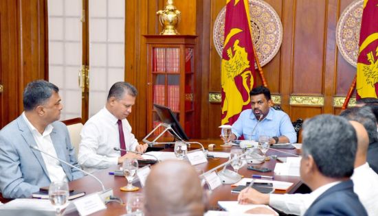 President Reviews Plans for New Central Highlands Protection Authority