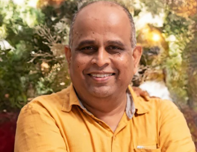Veteran Journalist and Divaina Editor Anura Solomons Dies at 66