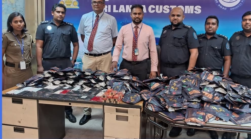 Customs Arrest Two Chinese Nationals Smuggling 84 Phones at BIA