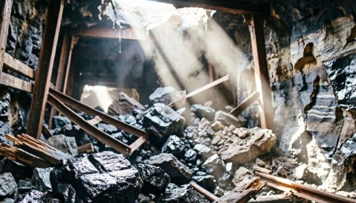 At least 90 killed in Shanxi coal mine gas explosion, nine missing