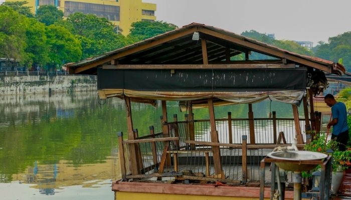 Only 16 of 92 Colombo Floating Market Shops Still Operating, UDA Inspection Finds