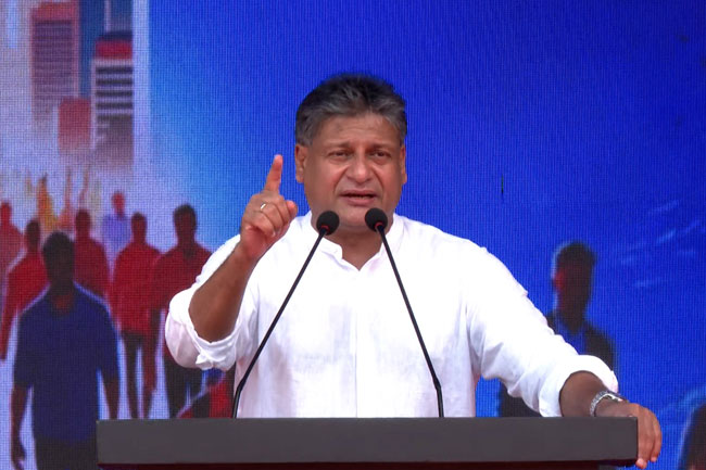 Dilith Jayaweera links Treasury official's death to '$2.5mn heist whistleblower' at Sarvajana May Day rally