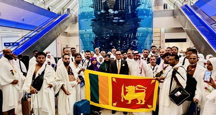First batch of 325 Sri Lankan Hajj pilgrims arrives in Jeddah
