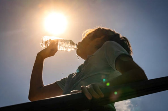 Met Department Issues Caution-Level Heat Alert for 21 Districts