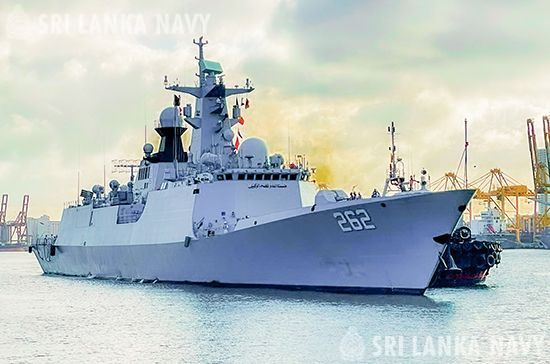 Indian and Pakistani naval vessels arrive together at Colombo Port