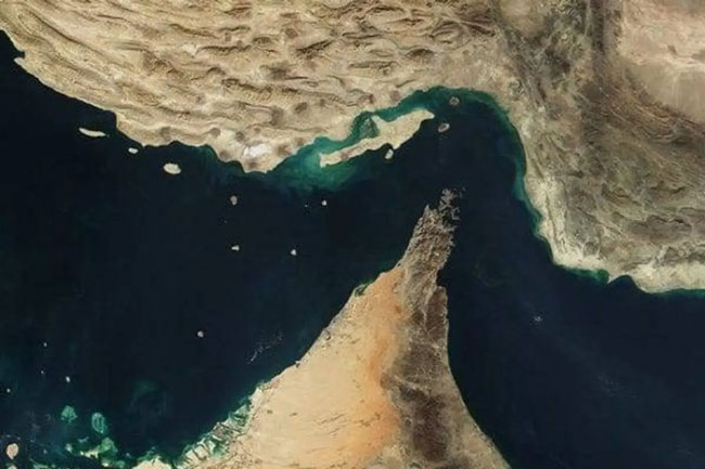 Iran Says 'First Revenue' From Hormuz Tolls Deposited at Central Bank