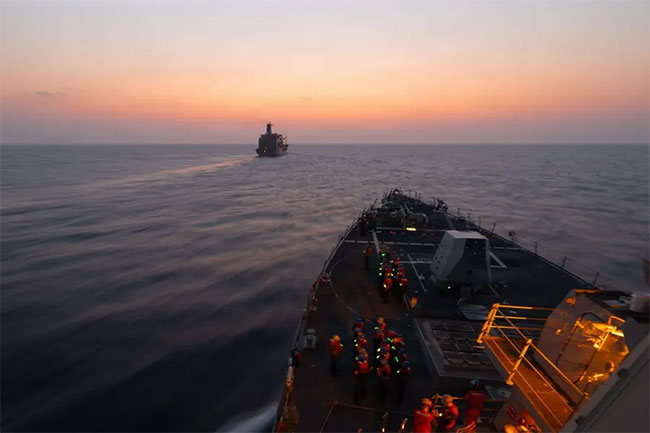 IRGC Warns No Port in Persian Gulf or Gulf of Oman Will Be Safe Under Blockade