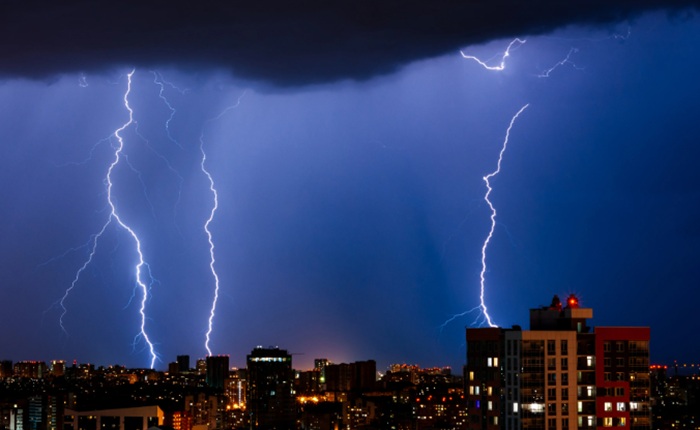 Red lightning alert for 16 districts; NBRO issues landslide warnings in 5 districts