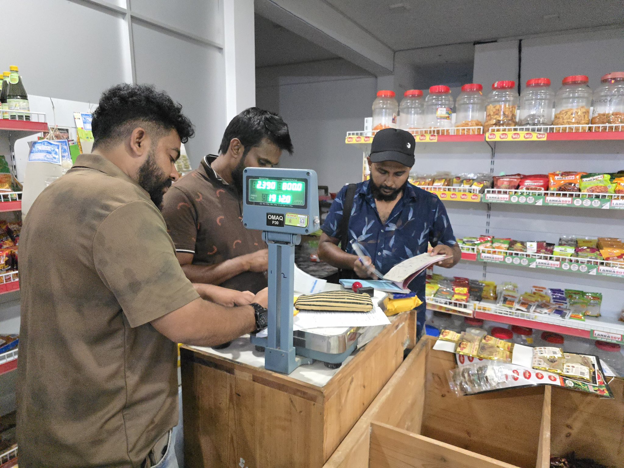 CAA Files Court Cases Against Marawila Traders for Selling Samba Rice Above MRP