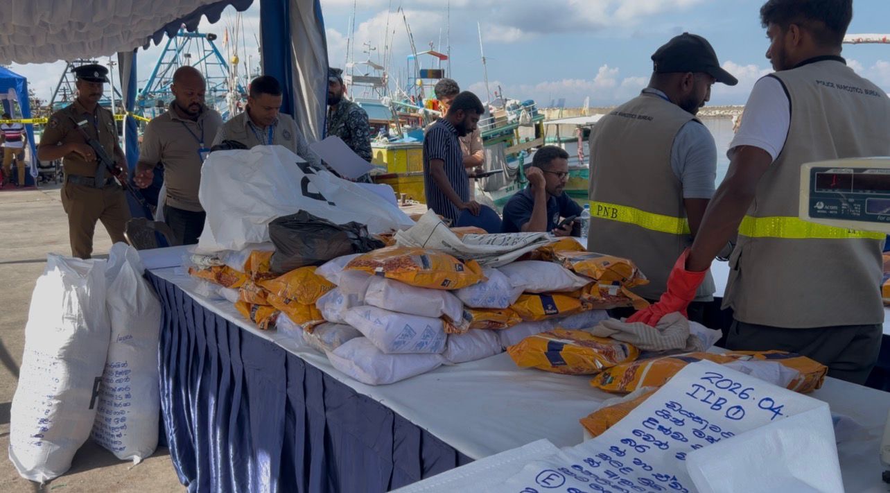 Navy Seizes 161 kg of Heroin at Sea, Four Devinuwara Men Arrested