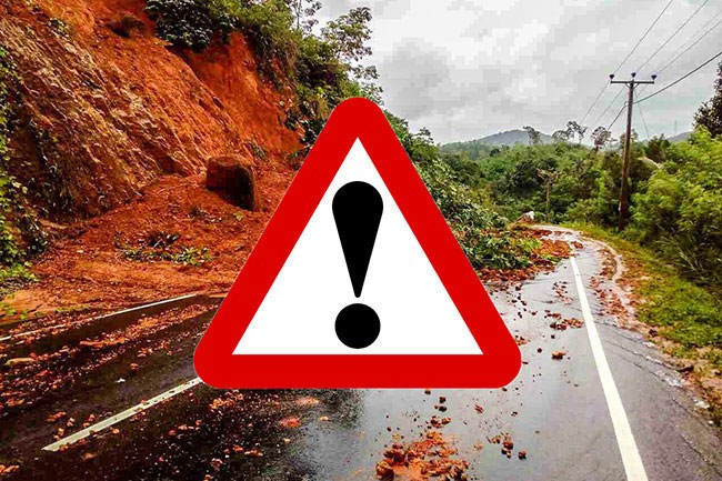 NBRO Landslide Alerts and Aththanagalu Oya Flood Warning as Monsoon Brings 200mm Rains