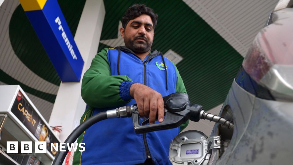 Oil prices tumble 4% after US-Iran deal, Brent slides to $83.96 in Asian trade