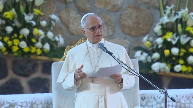 Pope Leo attacks 'tyrants' who spend billions on wars in Cameroon address