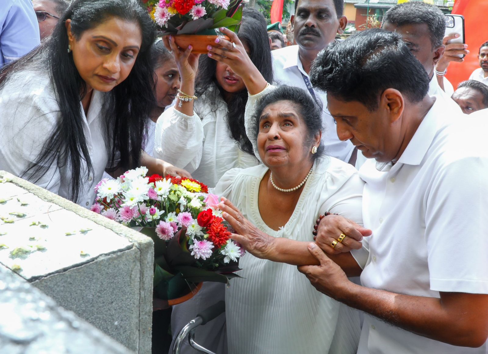 Sajith Leads 33rd Death Anniversary Commemoration of Ranasinghe Premadasa