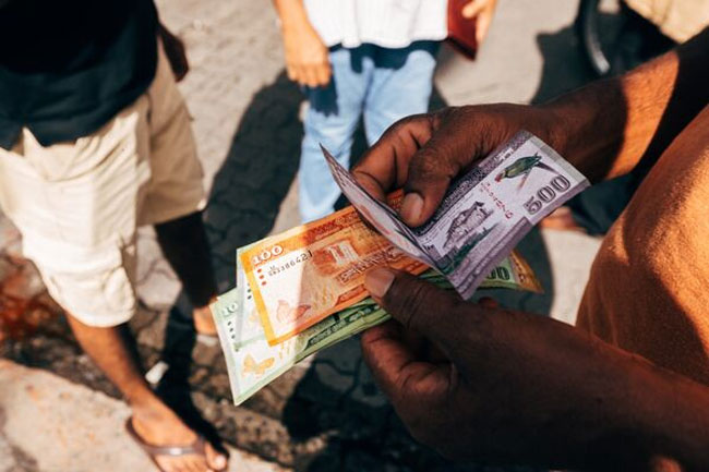 Rupee Asia's best on Friday, biggest gain in three years — Bloomberg eyes May 26 rate call