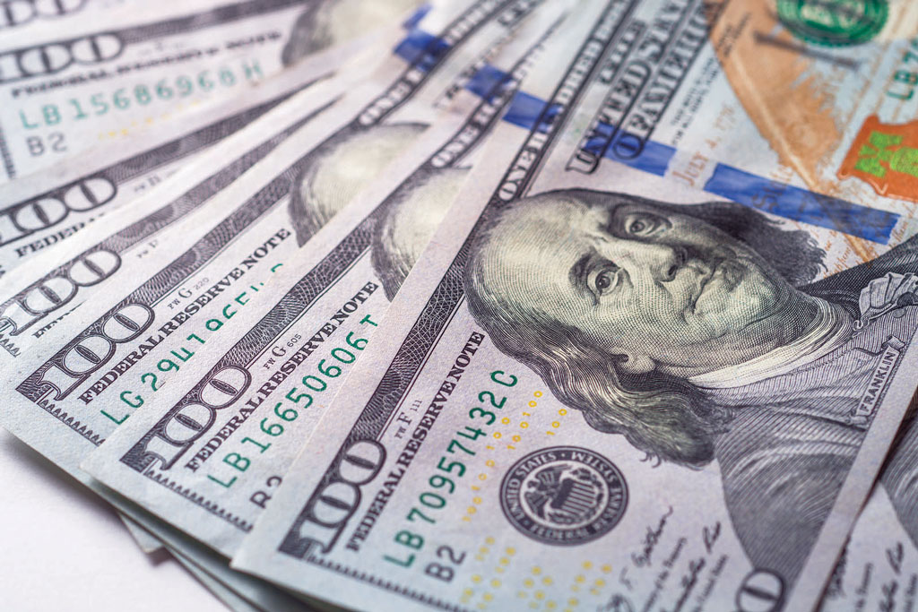 Sri Lanka rupee selling rate jumps to Rs. 334 across commercial banks