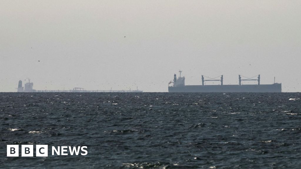 Trump and Iran Cite Progress in Talks as Hormuz Closure and Ceasefire Deadline Loom