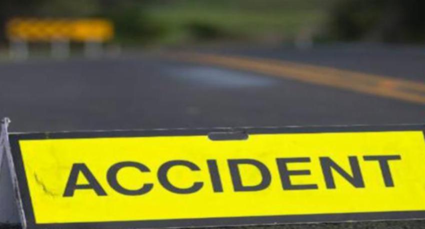 Father of three killed as bus and three-wheeler collide in Yatiyantota